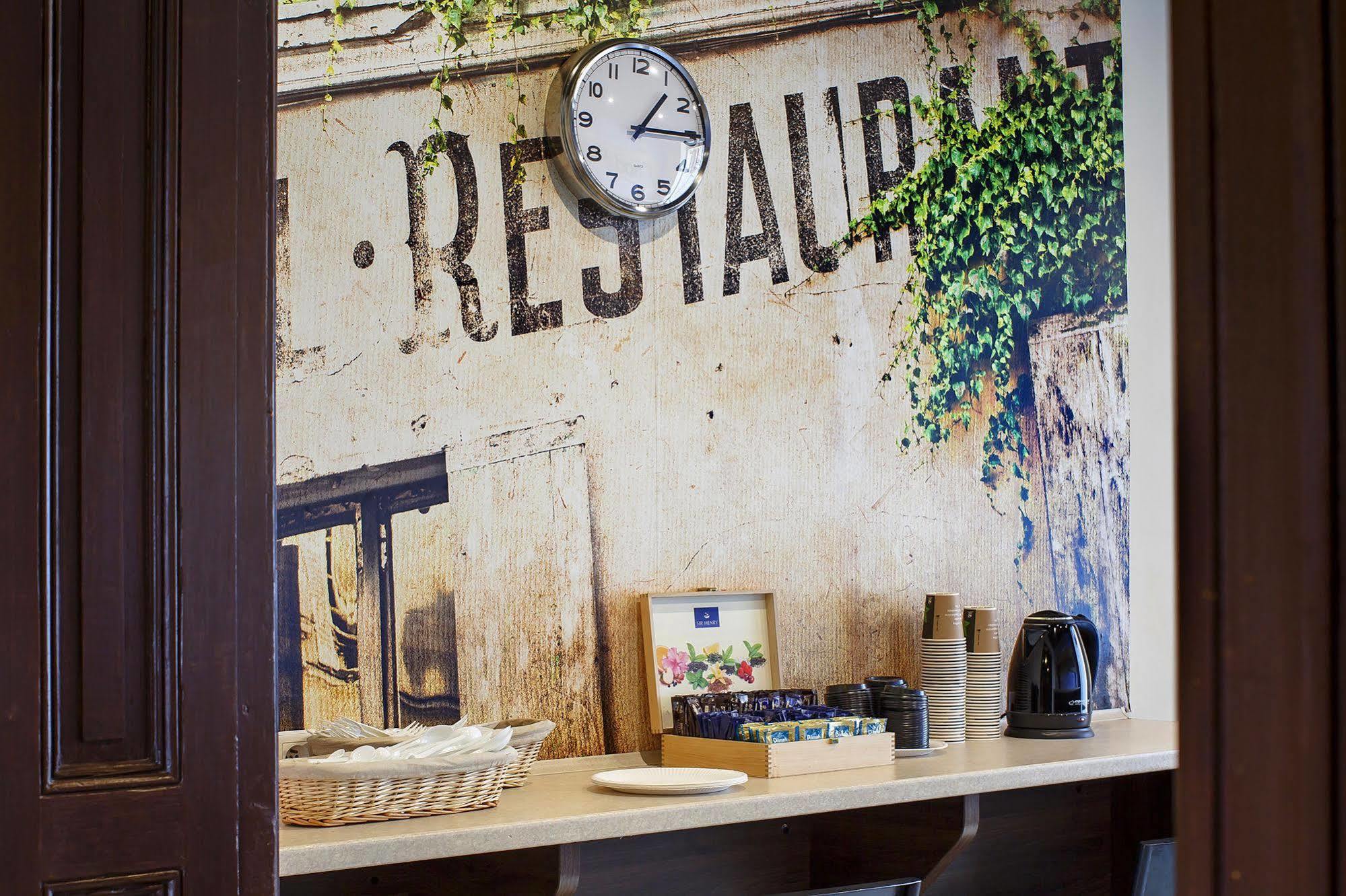 Boutique Hostel วูดช์ ภายนอก รูปภาพ